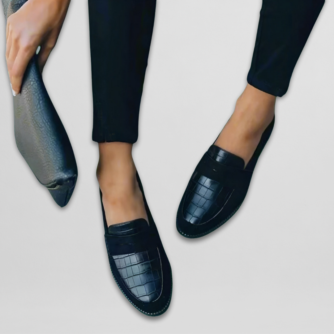 Isla | Croc-Textured Classic Loafers
