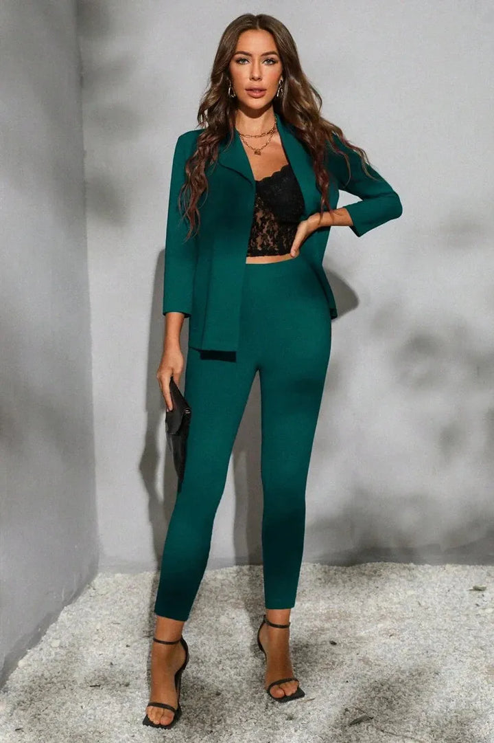 Renée | Asymmetric Office Set