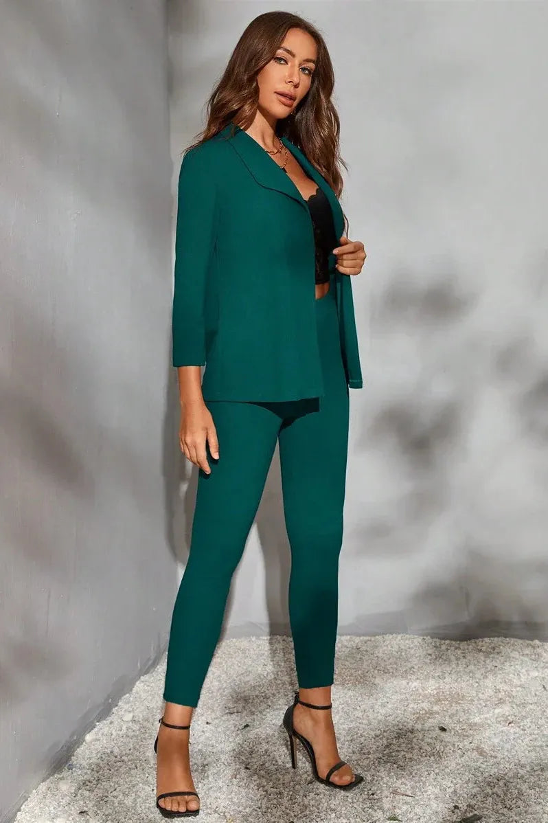 Renée | Asymmetric Office Set
