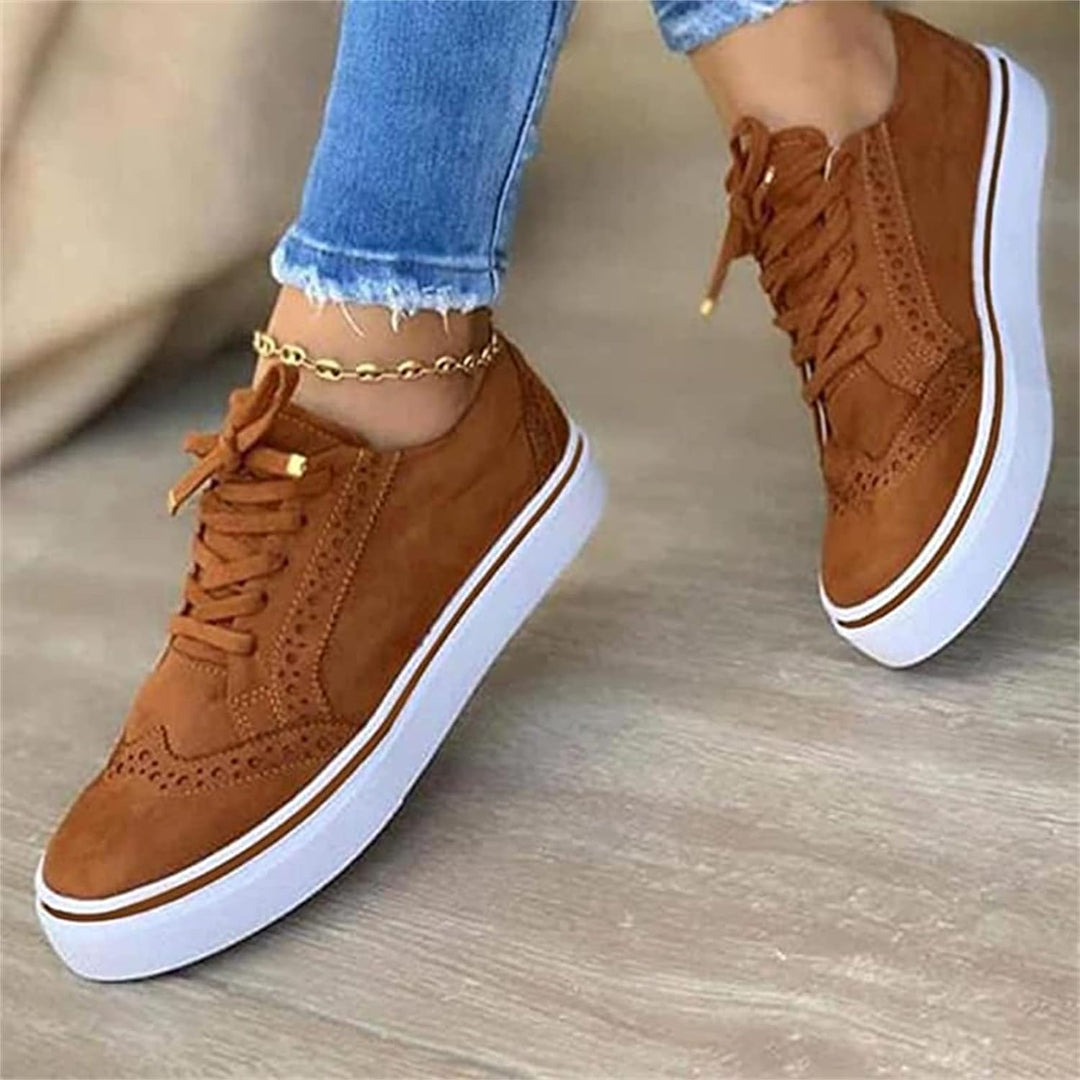 Clara | Classic Lace-Up Platform Sneakers