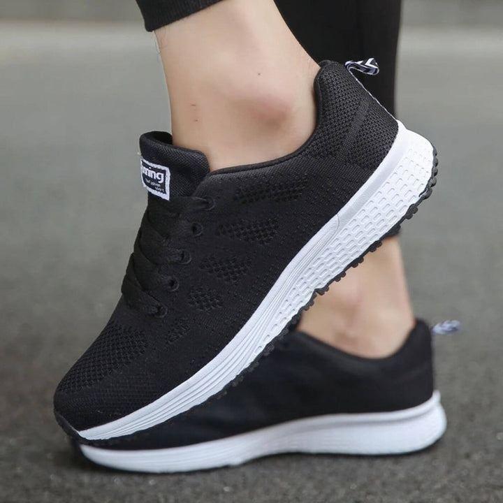 Helen | Lightweight Walking Sneakers