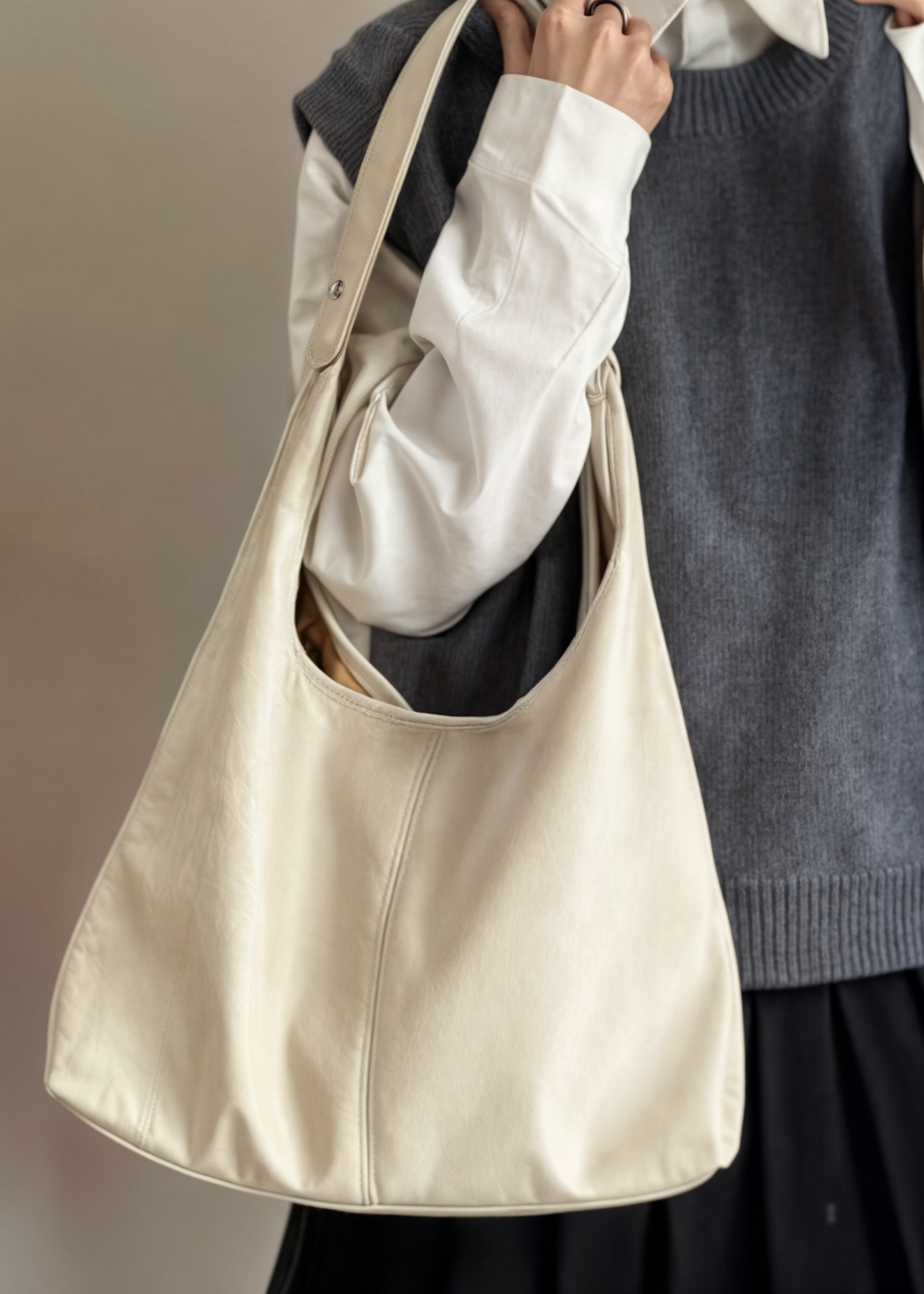 Fiona - Distressed Tote
