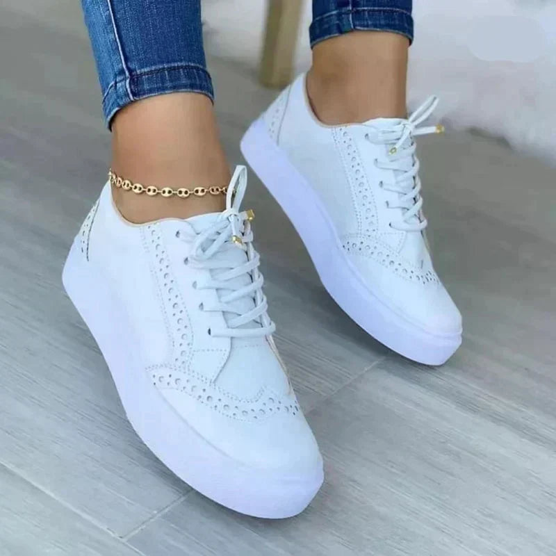 Clara | Classic Lace-Up Platform Sneakers