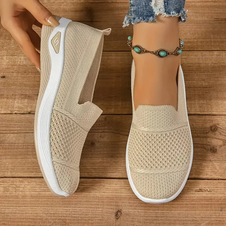 Gloria | Lightweight Comfort Slip-On